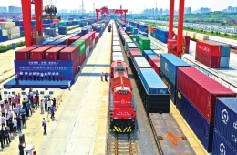 Khởi đầu 2025: đối mặt với bất ngờ!