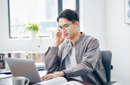 Hỏi DeepSeek, ChatGPT "Đang thất nghiệp làm gì để kiếm ra tiền": AI phân tích kỹ càng, đưa ra câu trả lời cực bất ngờ khiến nhiều người tỉnh ngộ