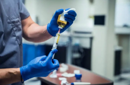 Loạt tỷ phú tham vọng 'lập trình lại' cơ thể để kéo dài tuổi thọ