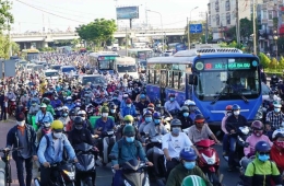Di dời trường học, bệnh viện khỏi trung tâm TPHCM để giảm ùn tắc