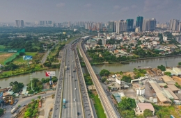 Loạt đại gia bất động sản tăng vay, khối nợ 'phình' to gần 10 tỉ USD