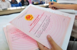 Ngân hàng đẩy mạnh cho vay địa ốc, ôm khối tài sản thế chấp khổng lồ bằng bất động sản