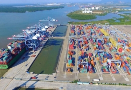 Tái cấu trúc KCN Việt Nam quanh cảng