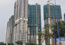 Khởi công ồ ạt dù chung cư bán chậm